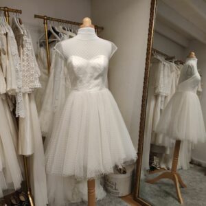 robe mariée courte plumetis