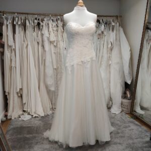 robe mariée Bustier asymétrique toulouse