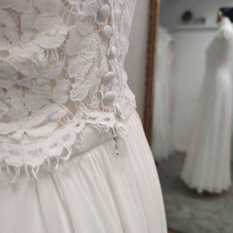 Top et Jupe mariage bohème Plumetis boutons rond robe mariée toulouse