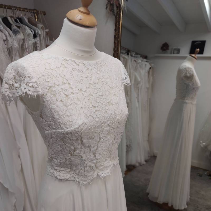 Ensemble-mariee-boheme-Plumetis-3 Top dentelle mariage Toulouse