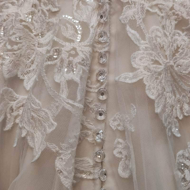 Robe-mariee-Carriere-Mariage-dentelle Boutons transparents élégant robe mariée