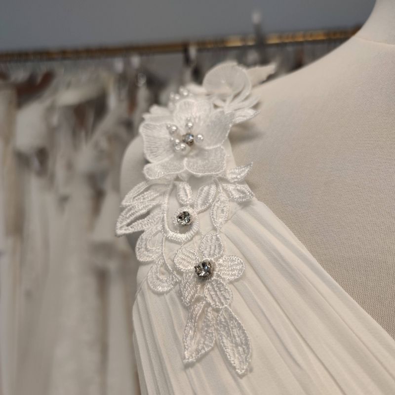 robe-de-mariee-mousseline-Eva-7 dentelle strass robe mariée Toulouse